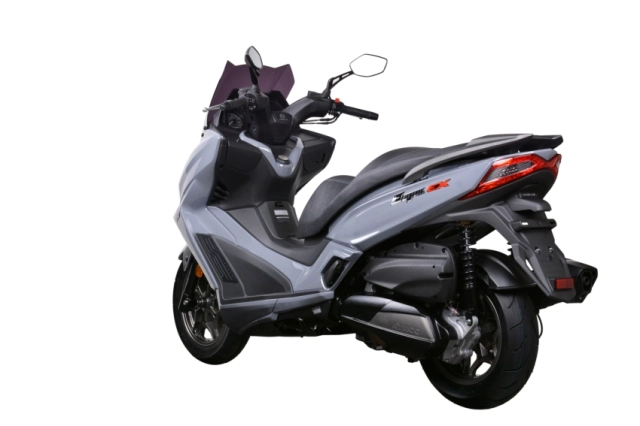 đối thủ khó chơi của yamaha xmax 250 vừa ra mắt phiên bản 2025 với giá bán chỉ 92 triệu đồng - 5