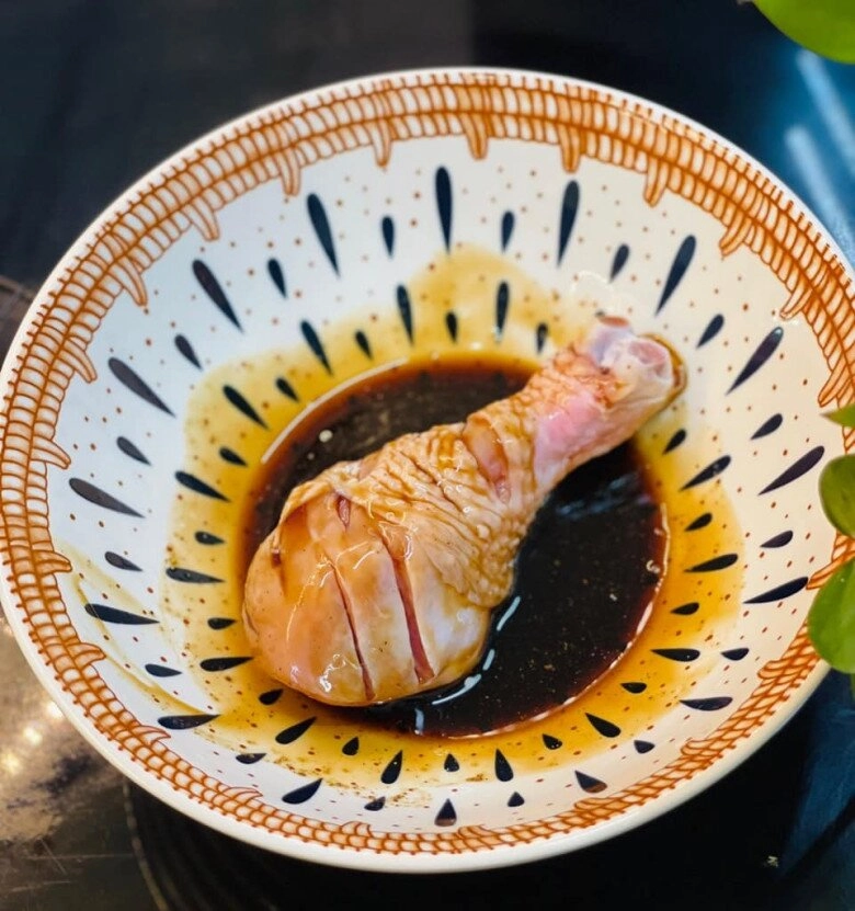 Đổi vị với đùi gà hấp nấm xì dầu vừa nhanh gọn đơn giản lại trôi cơm - 3
