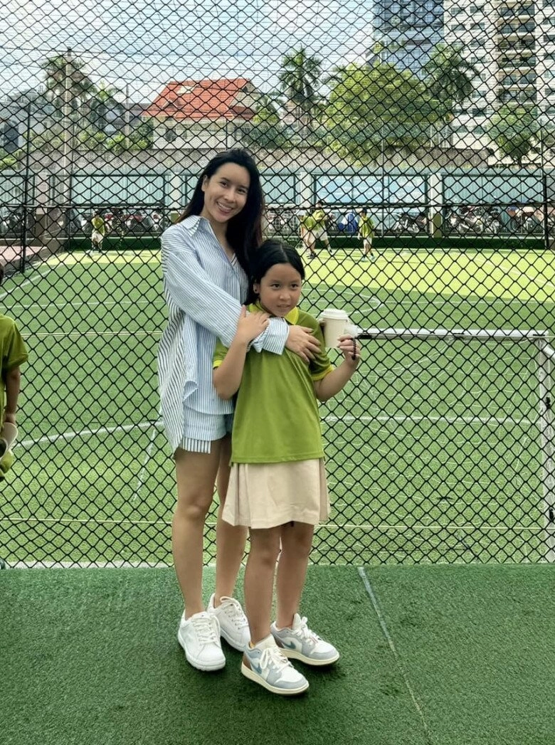 Đưa con đến trường lưu hương giang nói mặt trái của câu đùa khai giảng là ngày giải phóng phụ huynh khiến nhiều cha mẹ giật mình - 1
