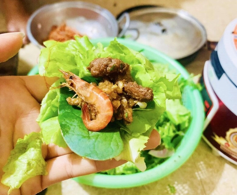 Gái đảm hà tĩnh chế biến bã rượu thành món lạ ăn một miếng nhớ cả đời - 8
