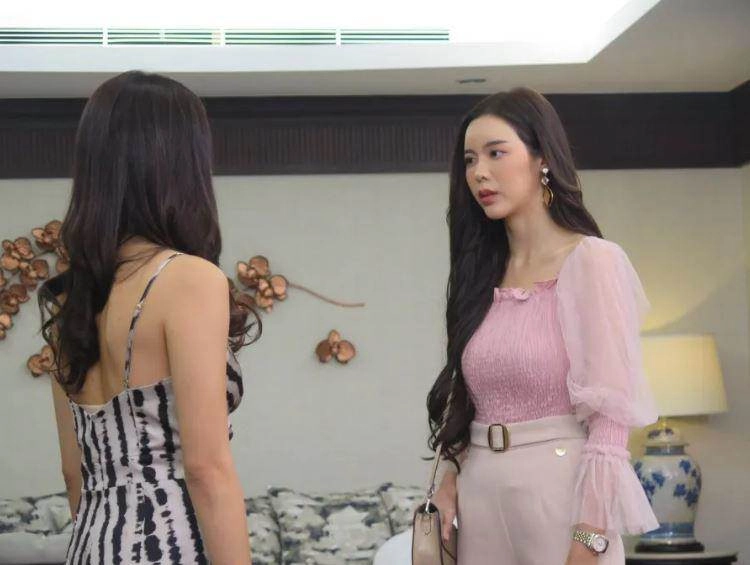 Gửi con cho anh chị để đi du lịch lúc qua đón tôi tái mặt khi thấy quần áo đứa trẻ mặc trên người - 2