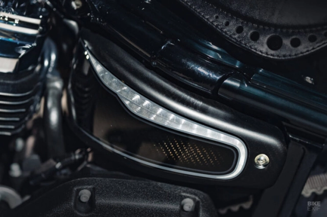 Harley-davidson street bob độ mang dấu ấn của rough crafts - 7