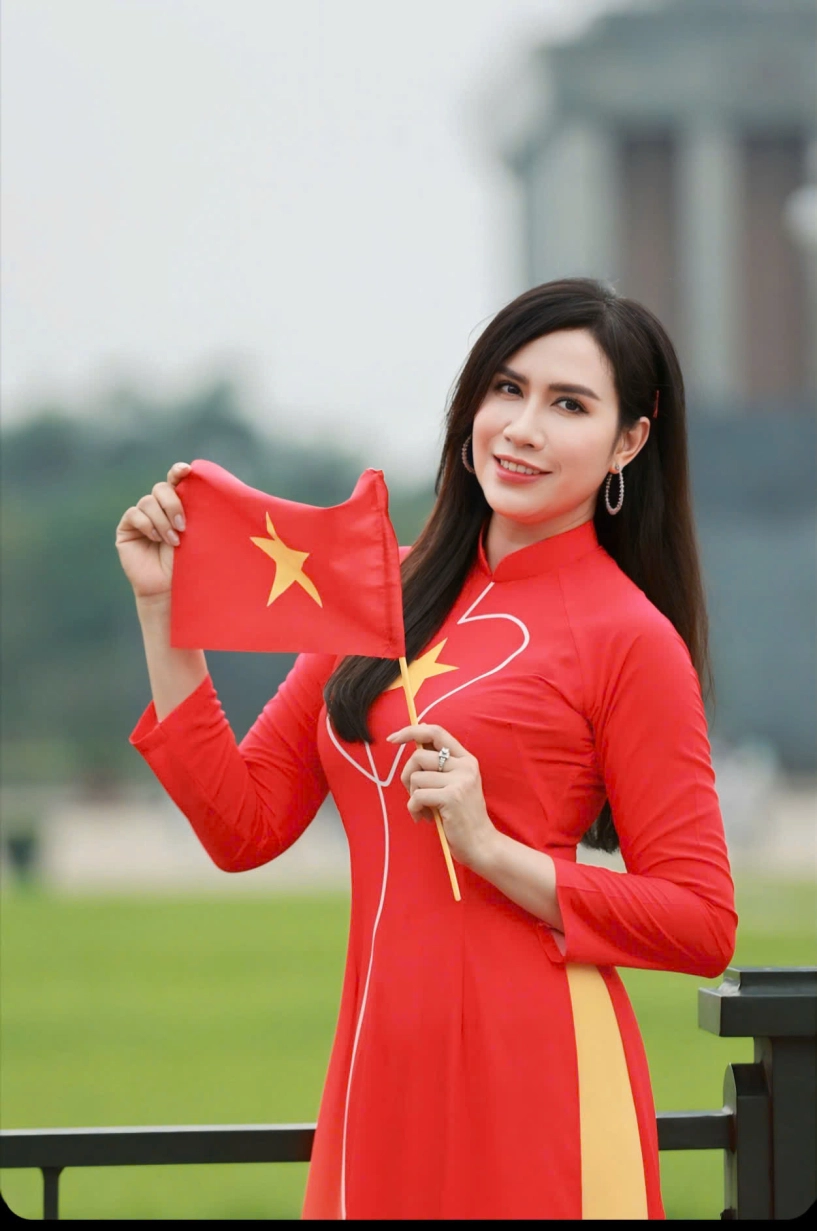 Hình ảnh gây sốt của nữ diễn viên quen mặt là thiếu tá công an - 5