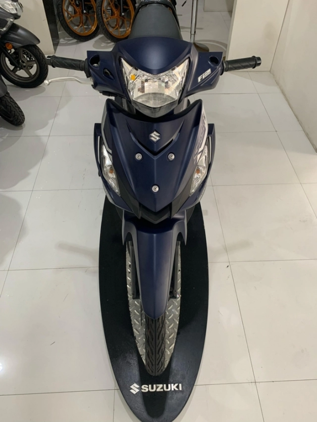 Hình ảnh thực tế của suzuki smash 115 fi 2025 tại đại lý có giá bán từ 28 đến 30 triệu đồng - 5