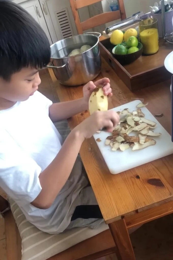 Hồ ngọc hà 5 năm đảm nhiệm việc cơm nước cho chồng giờ con trai riêng đã có thể thay thế mẹ - 6