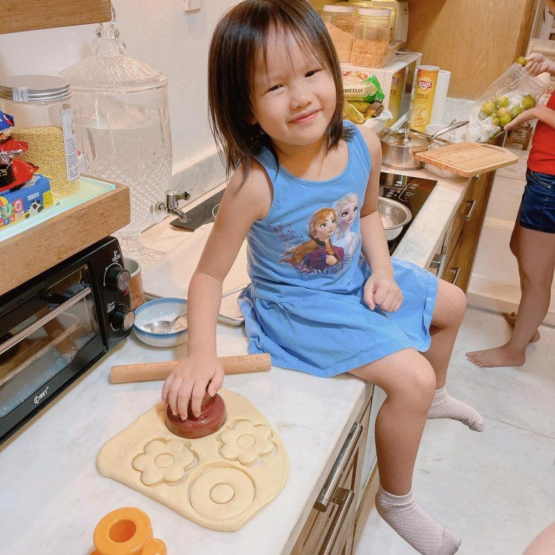 Hồ ngọc hà khoe bữa sáng kiểu tây 10 nguyên liệu cho lisa leon đáp trả khi bị chê sính ngoại bún bò mới đủ chất - 15