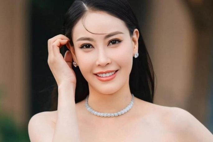 Hoa hậu việt chi tiền tỷ cho con du học trường trong khu nữ hoàng anh sống ngày sang thăm thì vỡ mộng - 2