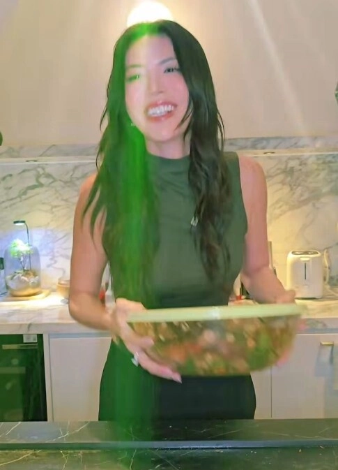 Hoa hậu việt làm món ăn đang hot rần rần mà như trả thù người yêu cũ bất ngờ phản ứng của chồng - 17