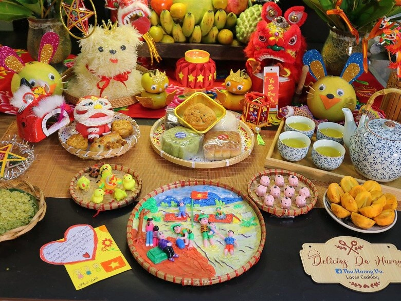 Hội chị em chia sẻ những mâm cỗ trung thu giản dị khiêm nhường tràn ngập yêu thương đúng nghĩa - 1