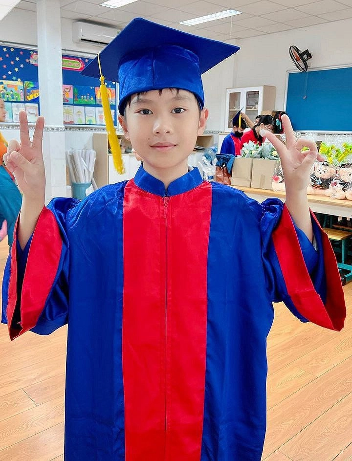 Hội con nhà người ta showbiz việt con gái quyền linh chuẩn hoa hậu con trai lý hải 12 tuổi giỏi 4 ngôn ngữ - 6