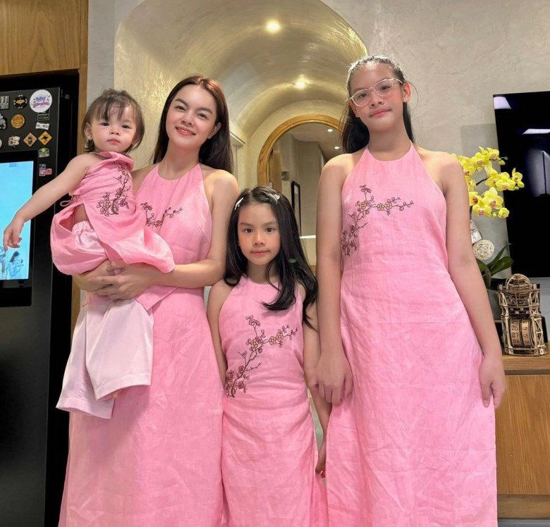 Hội con nhà người ta showbiz việt con gái quyền linh chuẩn hoa hậu con trai lý hải 12 tuổi giỏi 4 ngôn ngữ - 9