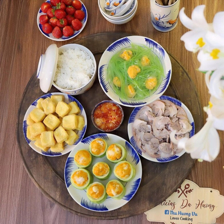 Hôm nay nấu gì cơm tối đơn giản nhưng cực bắt mắt ngon miệng - 1