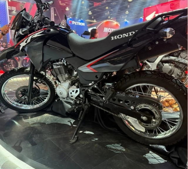 Honda ra mắt đối thủ xứng tầm với yamaha wr155 có giá chỉ gần 40 triệu đồng - 5