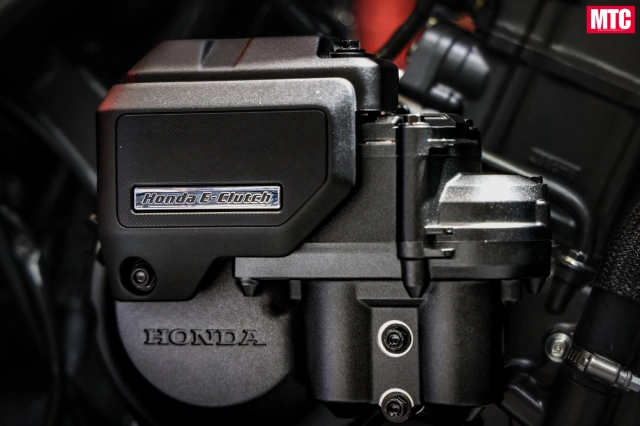 Honda rebel300 e-clutch ra mắt làm xáo trộn phân khúc cruiser nhập môn - 13