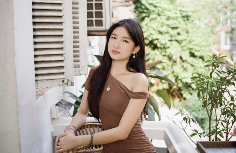 Hot girl 2k6 từ nhỏ được bố nuôi dạy để trở thành hoa hậu tương lai dự là đối thủ đáng gờm của con gái quyền linh - 7