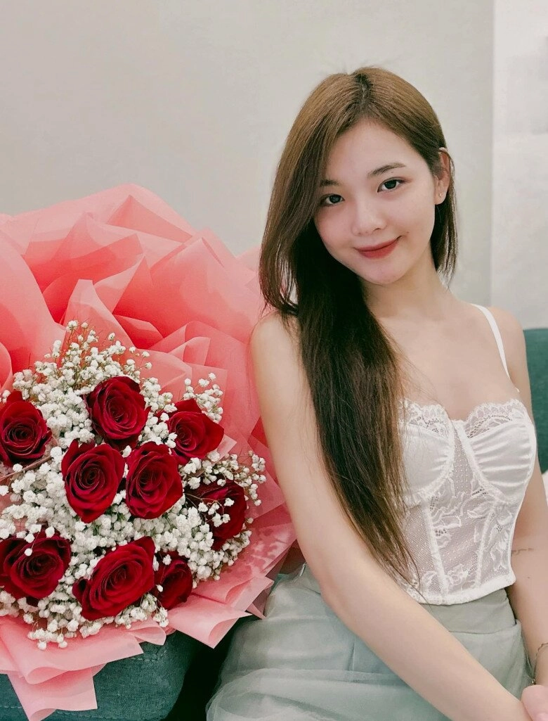 hot girl dân tộc nổi tiếng mxh 10 năm trước nay làm mẹ đơn thân đẹp hút hồn cứ ra đường là bạn khác giới xin làm quen - 8
