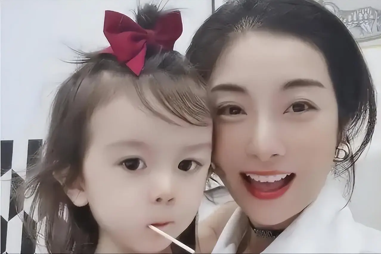 Hot girlchi 1 triệu đô thụ tinh giống tây sinh con lai 7 năm sau nói ra thân phận bố đứa trẻ gây bất ngờ - 11