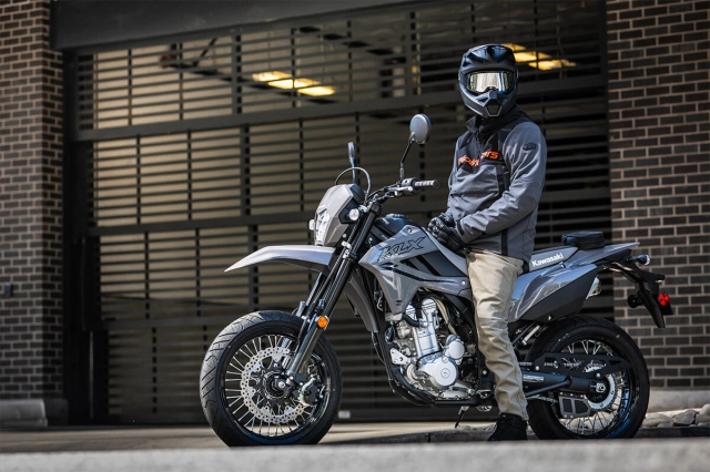 Kawasaki klx300 và klx300sm ra mắt phiên bản cho năm 2025 - 5