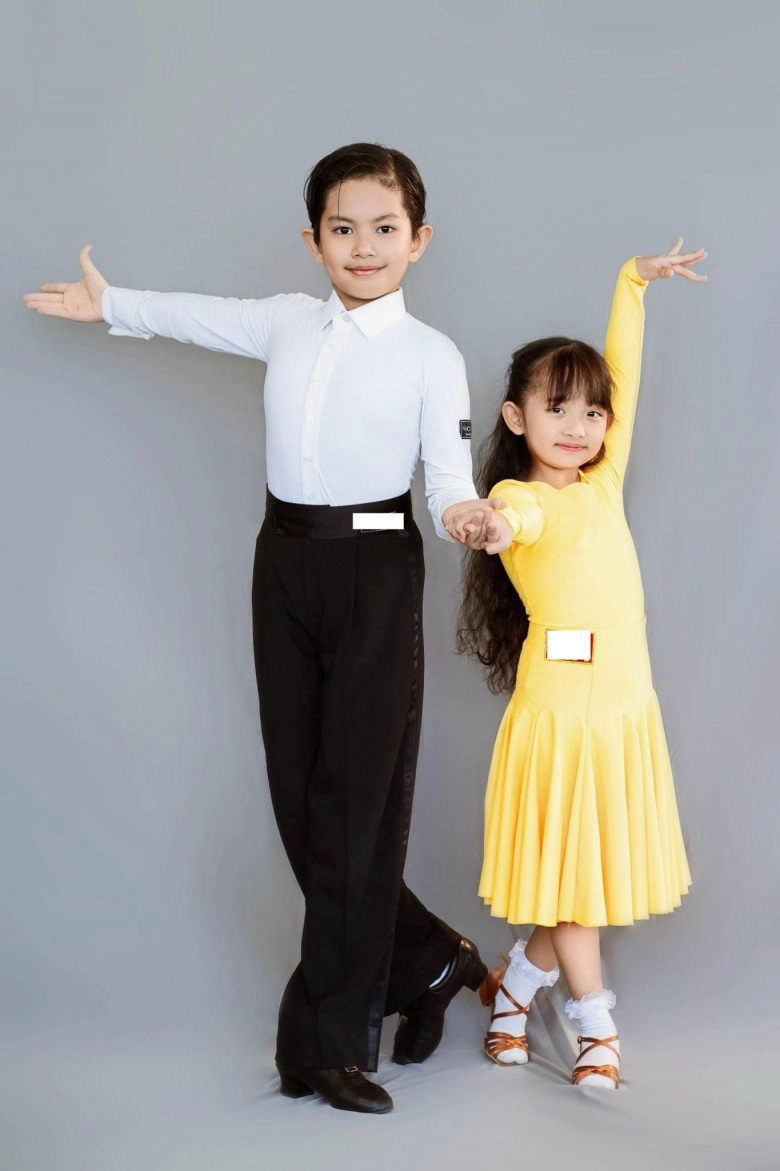 Kubi - anna nhà khánh thi phan hiển được báo trung quốc khen diện mạo xinh đẹp tài năng - 5