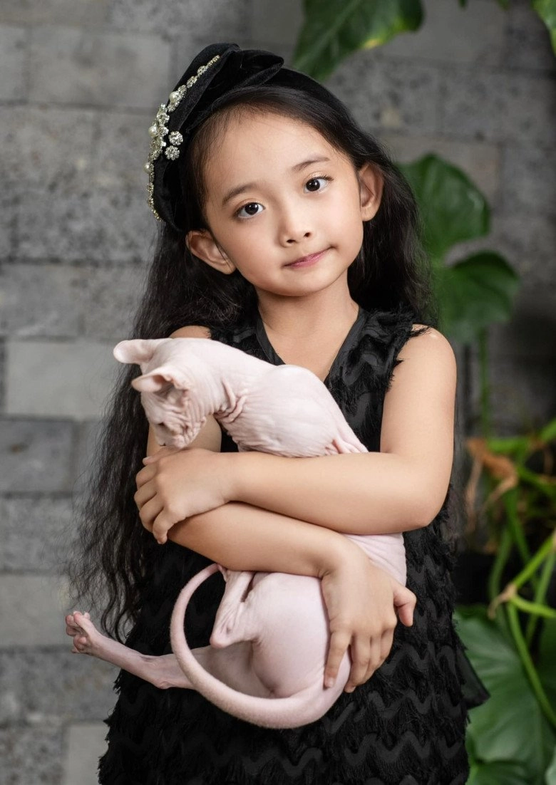 Kubi - anna nhà khánh thi phan hiển được báo trung quốc khen diện mạo xinh đẹp tài năng - 12