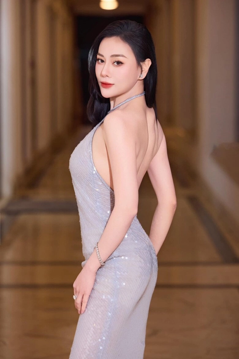 Làm phu nhân của shark bình tưởng sướng phương oanh bị người chị thân thiết tiết lộ cảnh bỉm sữa trong góc kín - 3