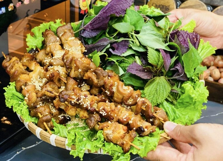 Làm thịt nướng xiên khi ướp thêm một thứ bột này ai cũng tưởng không ngon mà ngon không tưởng - 8