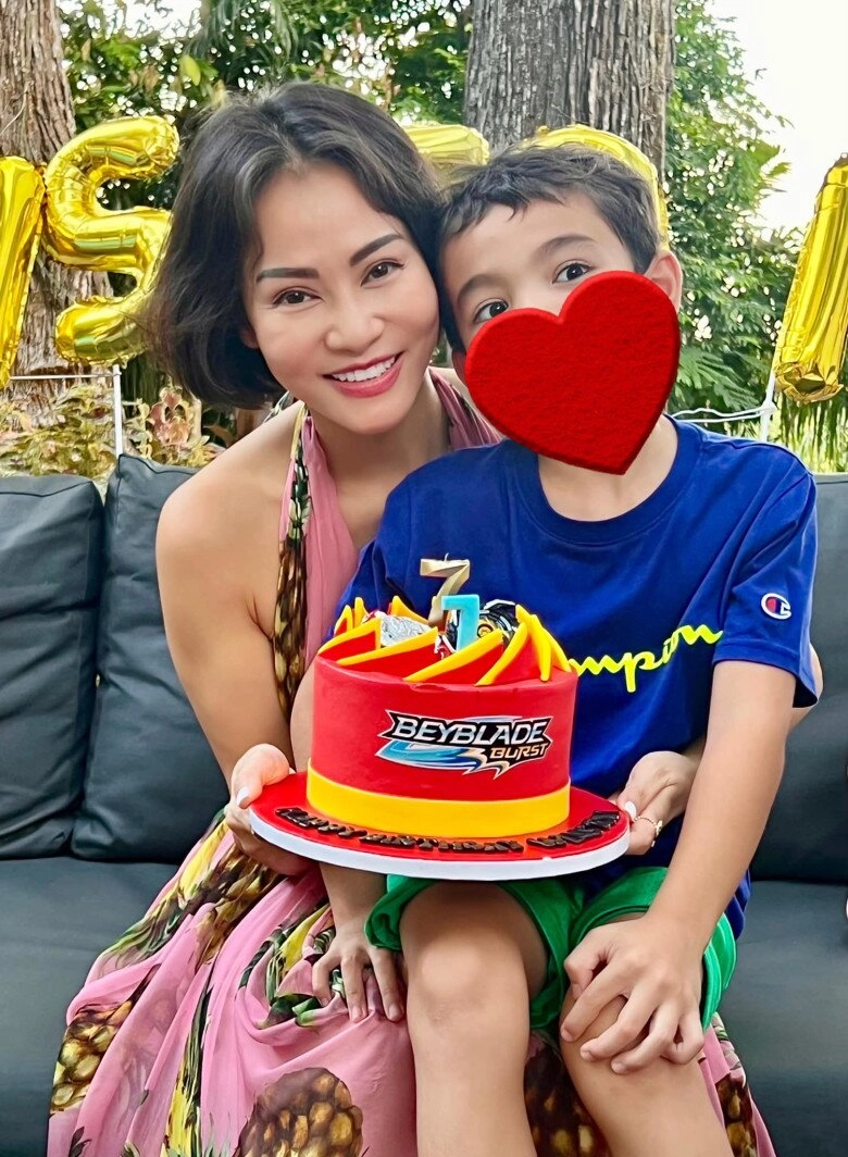 Lấy chồng tây đại gia hơn 20 tuổi thu minh 8 năm giấu mặt con trai duy nhất đến khi bé lớn hỏi 1 câu thấy thương - 3