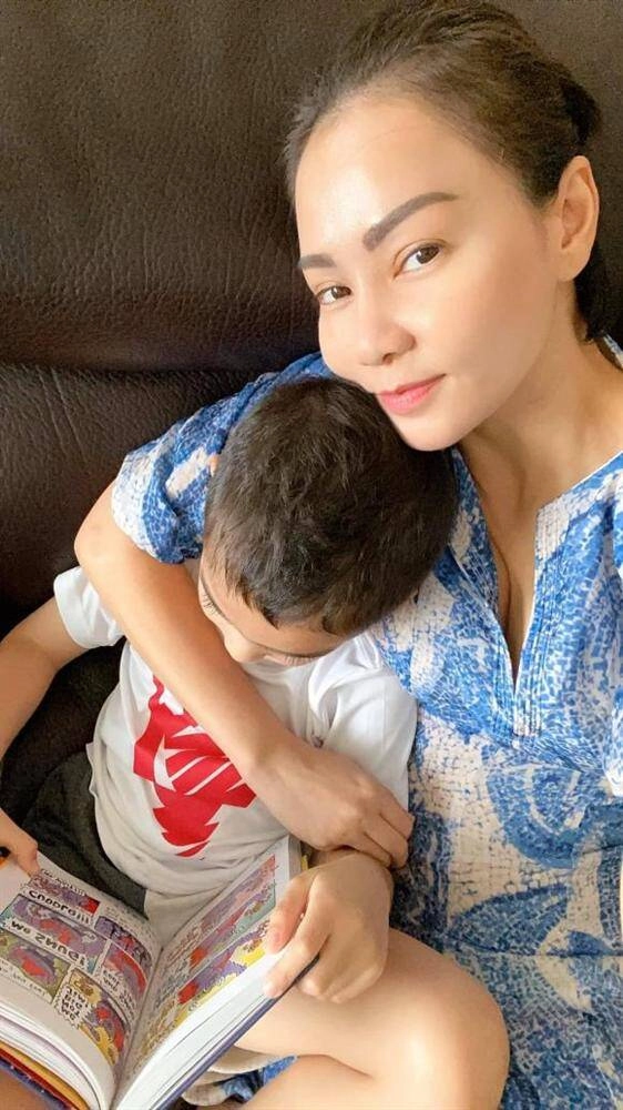 Lấy chồng tây đại gia hơn 20 tuổi thu minh 8 năm giấu mặt con trai duy nhất đến khi bé lớn hỏi 1 câu thấy thương - 5