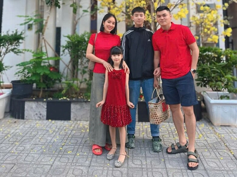 Lê phương khoe con gái 6 tuổi xinh đẹp giống hệt bố quách ngọc tuyên vội bình luận - 5