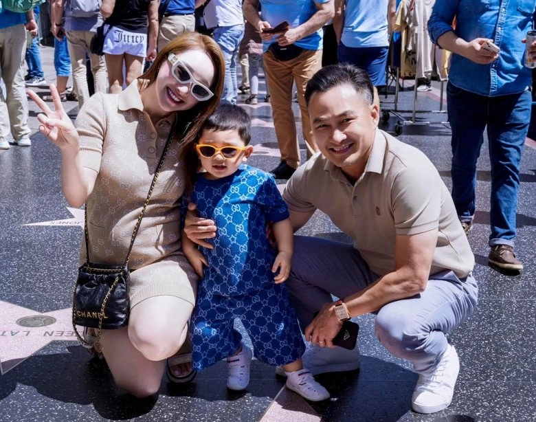 Lên chức mẹ 2 con võ hạ trâm được chồng ấn độ cưng chiều bế bụng bầu đưa ái nữ đi du lịch hè khắp nơi - 6