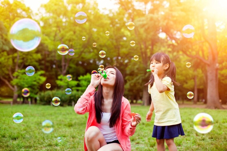 Lịch trình ăn - ngủ - chơi một ngày chuẩn của trẻ mẹ áp dụng đảm bảo con ngủ ngon lớn nhanh - 2