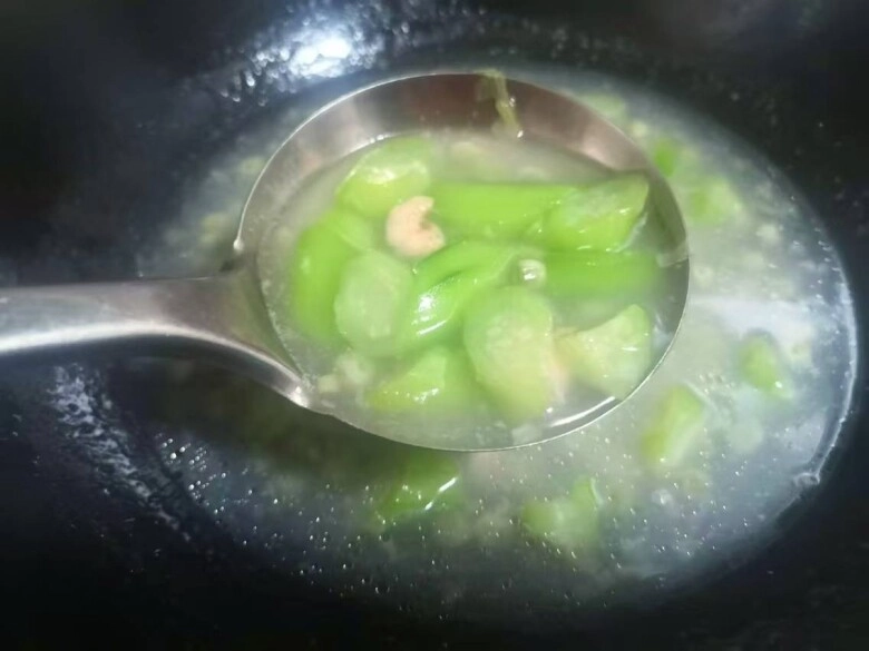 Loại quả giàu kali màu sắc xanh tươi đem nấu canh với tôm cực bổ thích hợp cho mọi lứa tuổi lại còn giúp thanh nhiệt giải độc - 5