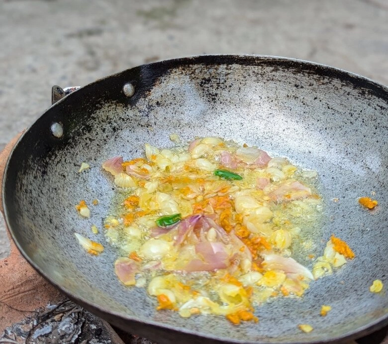 Loại quả xưa cho không ai lấy trẻ con nhà nghèo hái ăn nay thành đặc sản nhưng rất khó mua kho cá siêu ngon - 3