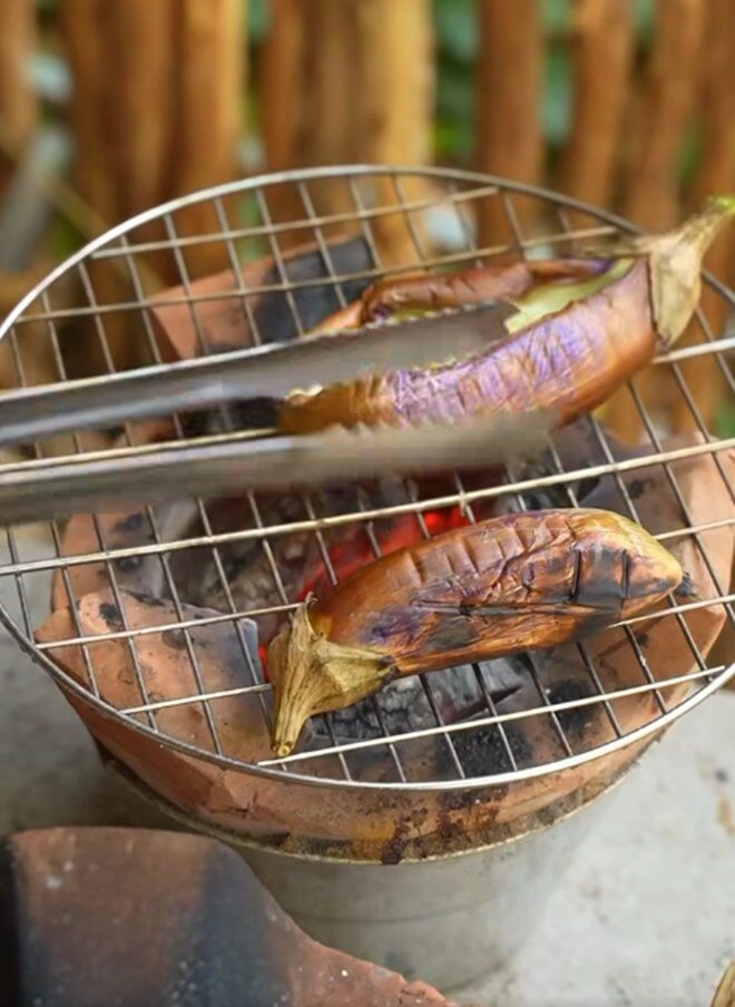 Mâm cơm chân quê của quỳnh trang - em vợ lê dương bảo lâm nấu cho bố hút hàng trăm nghìn like - 12