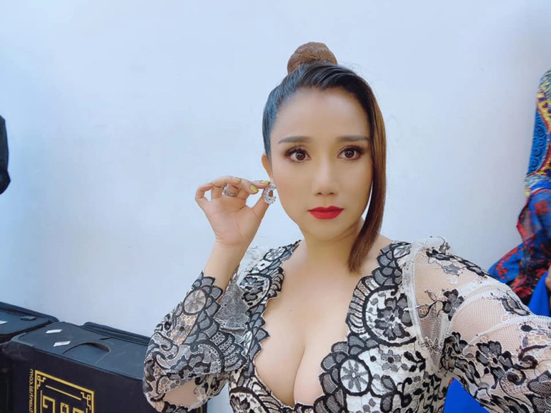 Mc cát tường 24 tuổi một mình sinh nở dù có chồng việt kiều đặt tên con gái 4 chữ theo họ nguyễn của mẹ quá ý nghĩa - 7