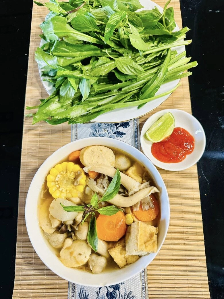 mc giàu nhất việt nam nấu món dân dã nhìn hình thôi cũng đã phát ra mùi thơm rồi - 3