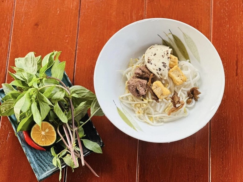 mc giàu nhất việt nam nấu món dân dã nhìn hình thôi cũng đã phát ra mùi thơm rồi - 9