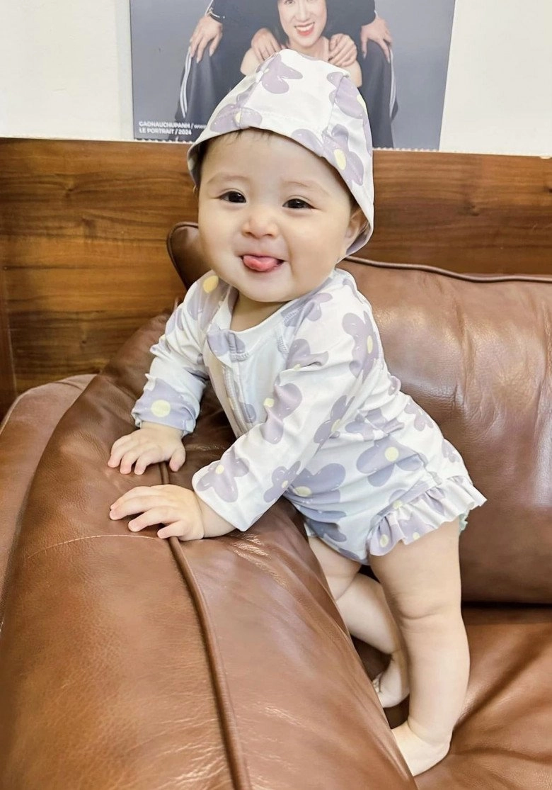 Mc hoàng linh chúng tôi là chiến sĩ 10 năm mới có con với chồng ái nữ 8 tháng có hàng lông mi trời ban - 8