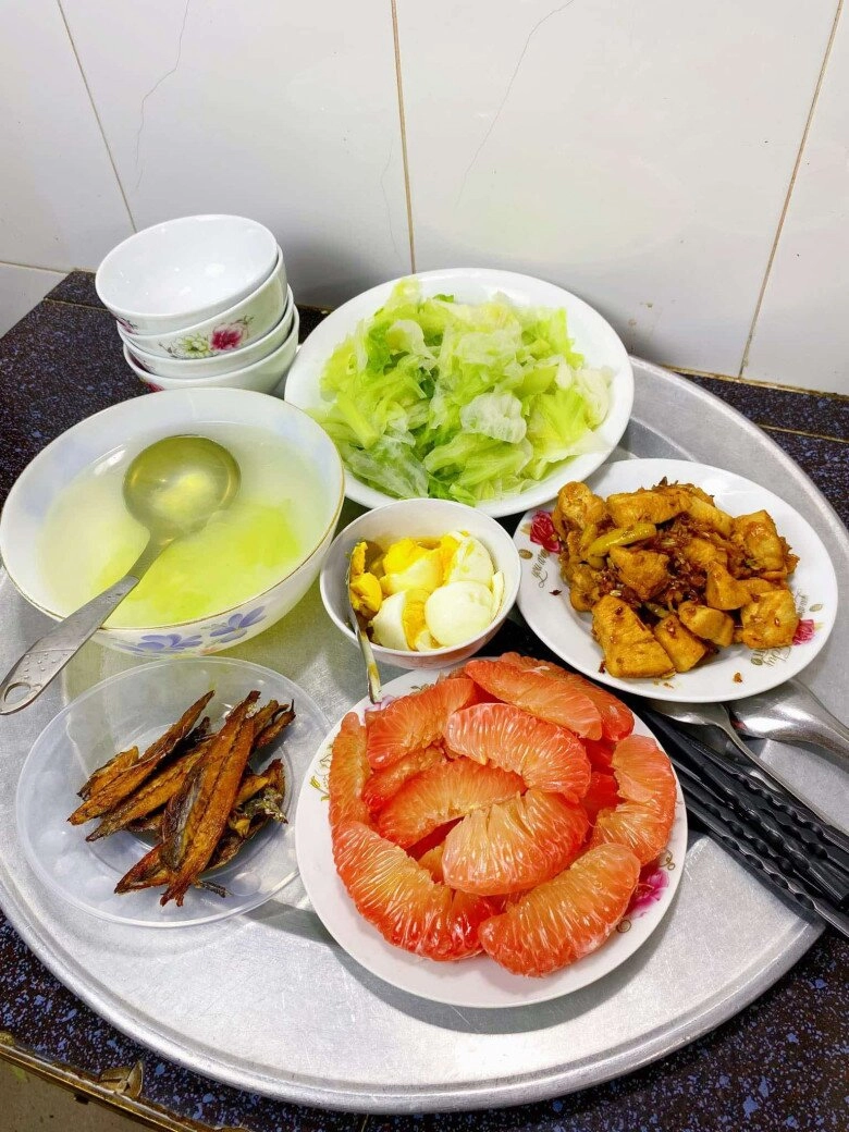 Mẹ 3 con mê nấu ăn tự làm kênh tiktok lan tỏa những bữa cơm nhà giá trung bình 30-50k - 4