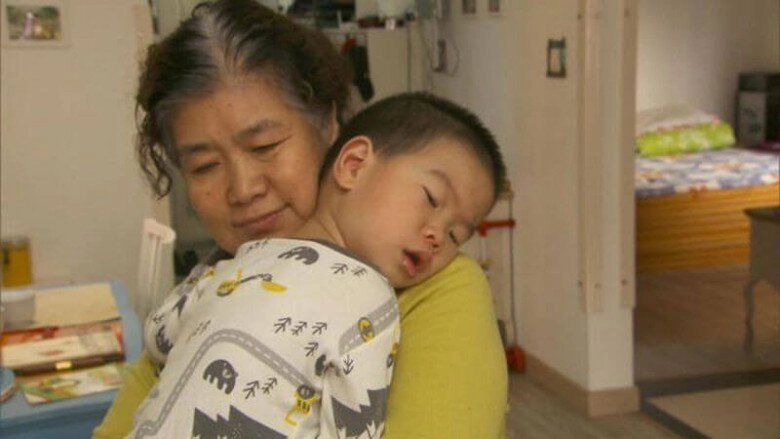 Mẹ chồng về quê câu nói của con trai lúc nửa đêm khiến tôi vội vã gọi điện nói bà đừng lên nữa - 1