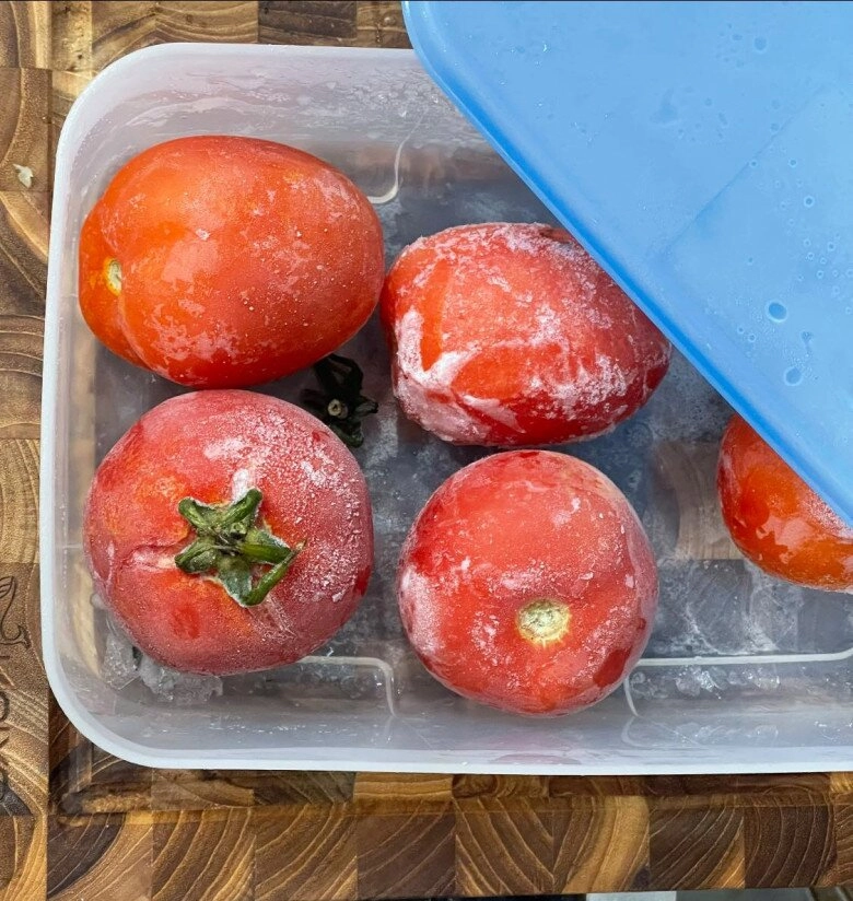 Mẹ đảm gợi ý cách trữ đông cà chua cực hay để lâu ăn vẫn ngon như vừa mới hái - 3