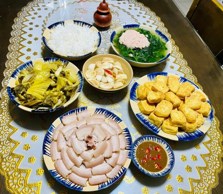 Mẹ đảm khoe loạt mâm cơm nhà vừa ngon lại dễ nấu chồng nói nấu thế này bảo sao không mập - 7