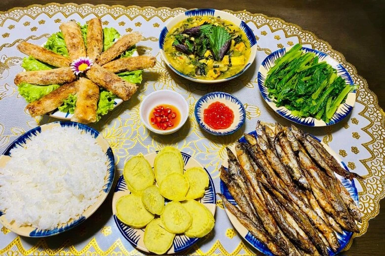 Mẹ đảm khoe loạt mâm cơm nhà vừa ngon lại dễ nấu chồng nói nấu thế này bảo sao không mập - 13