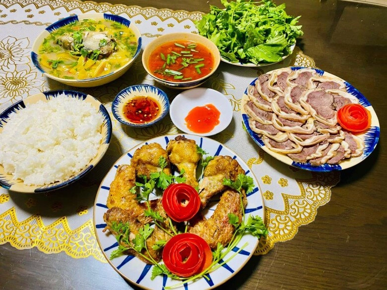 Mẹ đảm khoe loạt mâm cơm nhà vừa ngon lại dễ nấu chồng nói nấu thế này bảo sao không mập - 20
