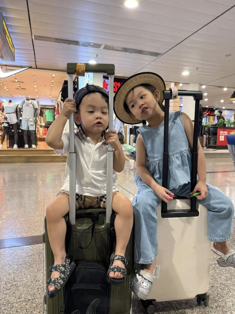 Mẹ đàm thu trang từ lạng sơn ra sài gòn đưa con cường đôla đi du lịch sang chảnh - 4