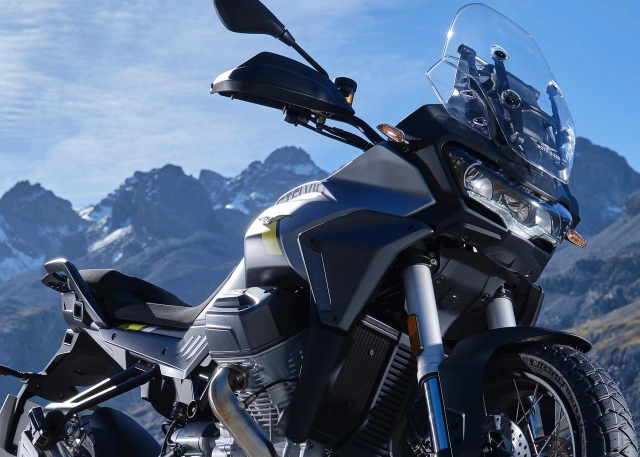Moto guzzi trình làng mẫu xe stelvio 2024 tại thị trường nhật bản - 1