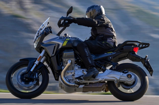 Moto guzzi trình làng mẫu xe stelvio 2024 tại thị trường nhật bản - 4