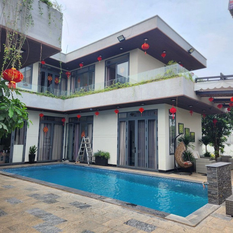 Nam ca sĩ họ văn cưới vợ đẹp kém 8 tuổi sinh 5 con đặt tên giống hệt nhau sống trong biệt thự 30 tỷ - 3