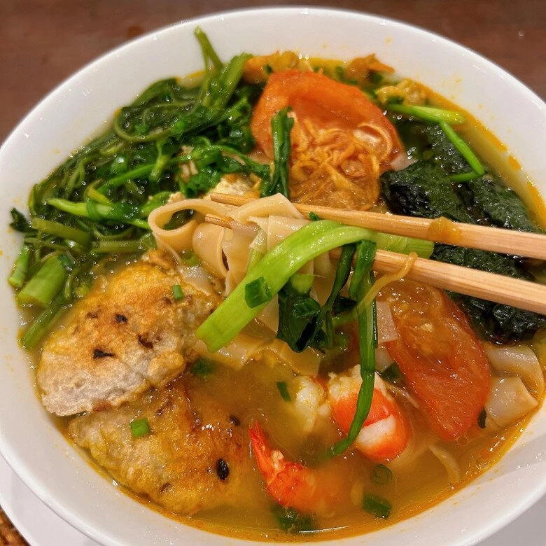 Nàng dâu tỷ phú tăng thanh hà nấu đãi lương mạnh hải món bún thôi mà cũng đẳng cấp hơn người thường - 6