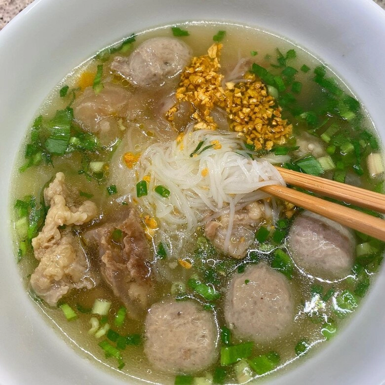 Nàng dâu tỷ phú tăng thanh hà nấu đãi lương mạnh hải món bún thôi mà cũng đẳng cấp hơn người thường - 9